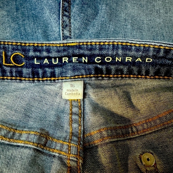 Lauren Conrad Dark-wash Five Pocket Denim Shorts Size 16 - Picture 1 of 6